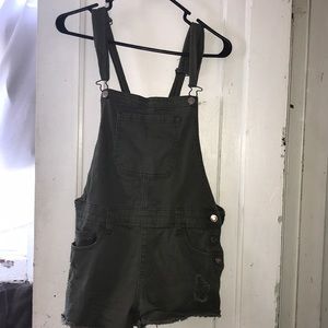 Short jumpsuit overall